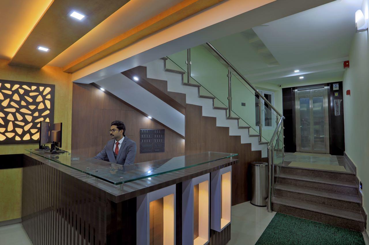 Kenz Residency Hotel Kochi Kültér fotó